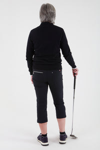 Navy Ladies Golfing Capri trousers are perfect for your ladies golfing wardrobe.    Matched with the JRB Ladies Golf shirts in various stunning designs and you will look amazing when out playing on the golf course.  When searching for golf clothes for women, these navy capri trouser are so popular especially for teams.