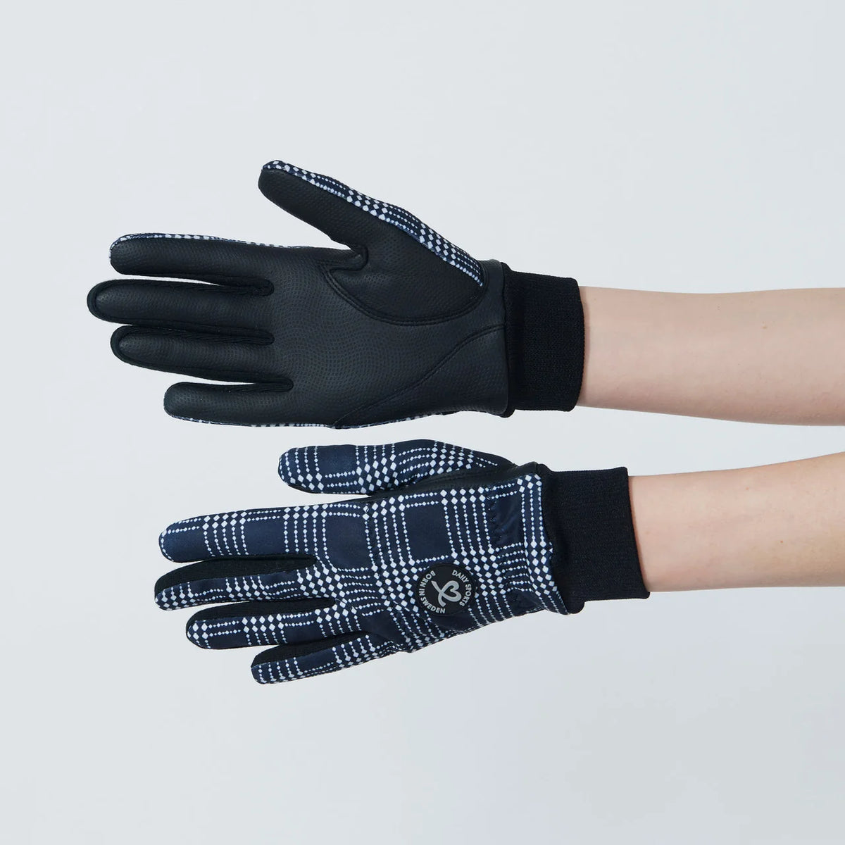 Daily Sports Winter Gloves - Navy Golf Plaid
