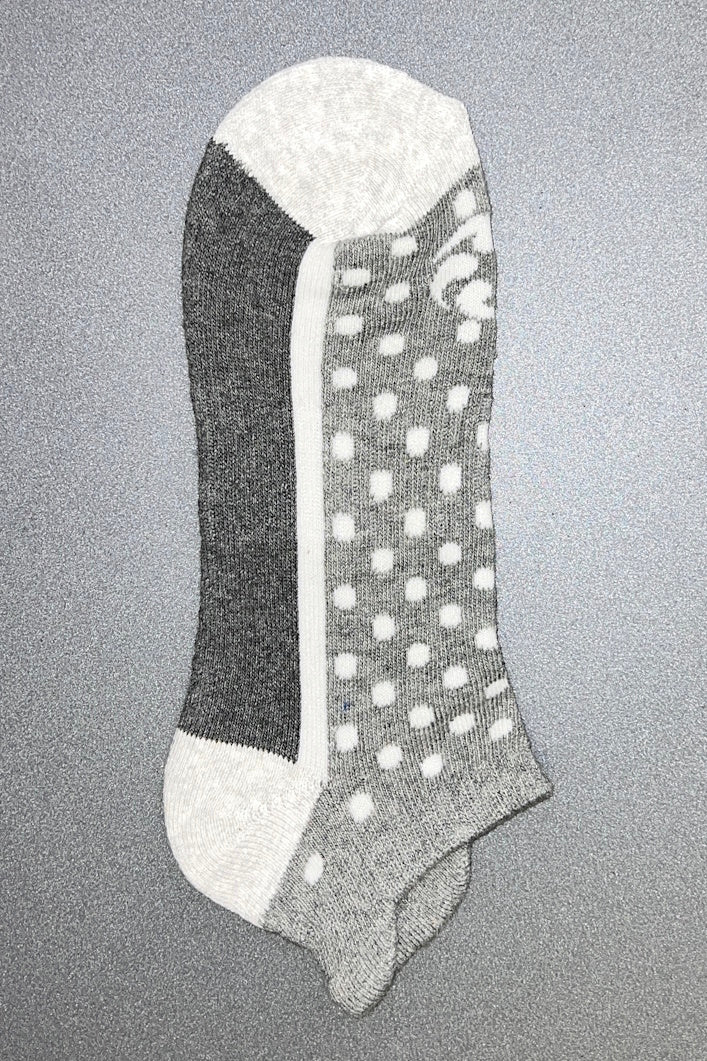 Suitably Sporty sports socks (single pair) - Grey spots