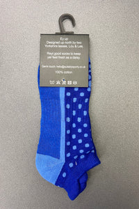 Suitably Sporty sports socks (single pair) - Blue spots