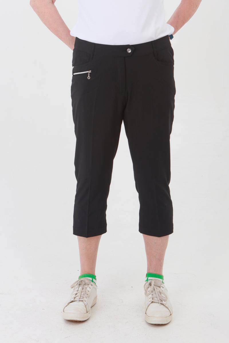 Black Ladies Golfing Capri trousers are perfect for your ladies golfing wardrobe.    Matched with the JRB Ladies Golf shirts in various stunning designs and you will look amazing when out playing on the golf course.  When searching for golf clothes for women, these black capri trouser are so popular especially for teams.