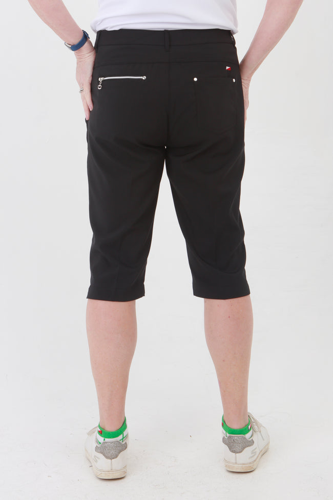 Black City Shorts for lady golfers are the most popular shorts by far.  If you are looking for golf clothes for women then look at these fashionable, stylish black ladies golf shorts. Matched with the JRB Ladies Golf shirts in various stunning designs and you will look amazing when out playing your Daily Sports.
