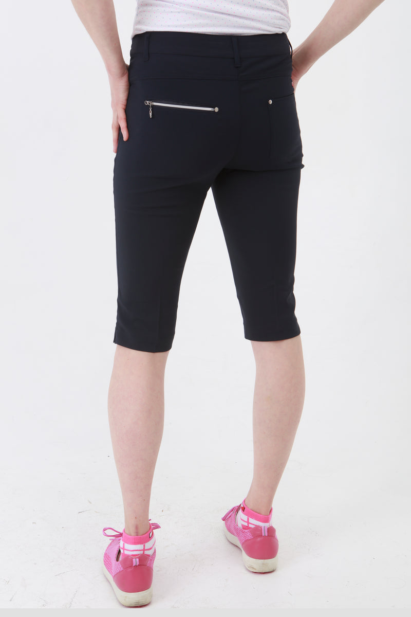 Navy City Shorts for lady golfers are the most popular shorts by far.  If you are looking for golf clothes for women then look at these fashionable, stylish light grey ladies golf shorts. Matched with the JRB Ladies Golf shirts in various stunning designs and you will look amazing when out playing your Daily Sports.