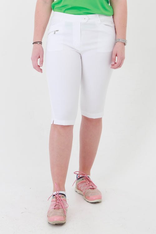 White Ladies golf Shorts are perfect for your ladies golfing wardrobe.  If you are looking for ladies golf clothing then look at these fashionable, white ladies golf shorts. Matched with the JRB Ladies Golf shirts in various stunning designs and you will look amazing when out playing your Daily Sports.