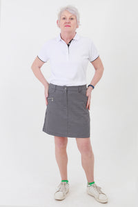 The gingham collection is a winner for lady golfers around the world.  This golfing skirt is similar to a golfing skort but has comfortable inbuilt pants. With the plain pique lady golfer polo tops you will be ready to hit the catwalks as well as the golf courses. Women golfers will love this for their daily sports.